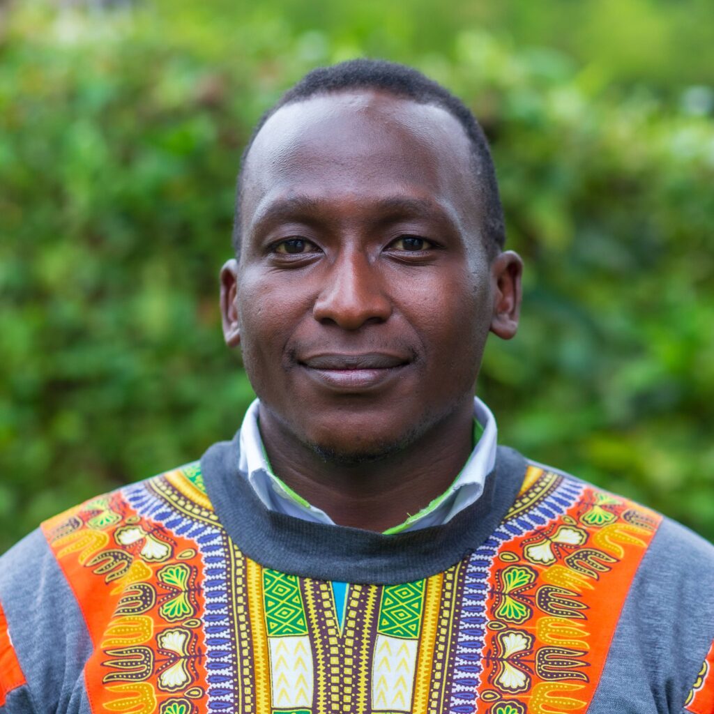 PETER MULINDE ICT SUPPORT OFFICER at Walimu